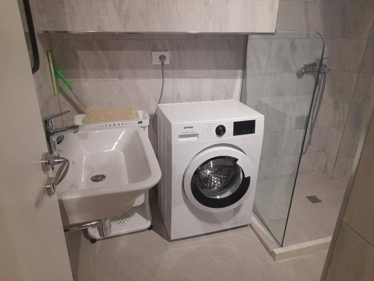 Saranda Beach Apartment Eksteriør billede